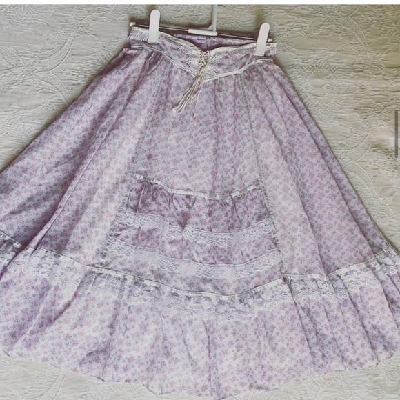 🍬ISO🍬Gunne Sax Gunnies pink Lavender calico floral Cottagecore Skirt💕 - Picture 7 of 8